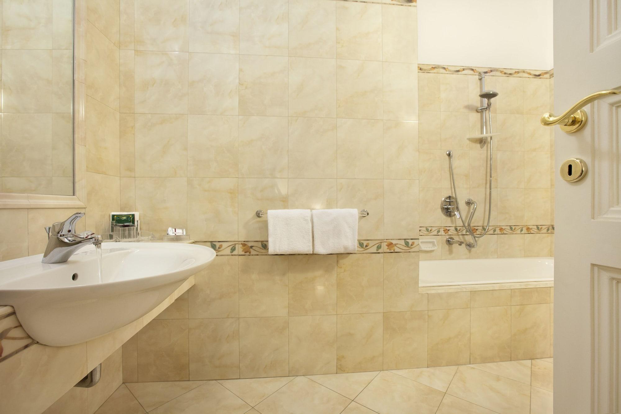 B&B Hotel Roma Italia Viminale 외부 사진
