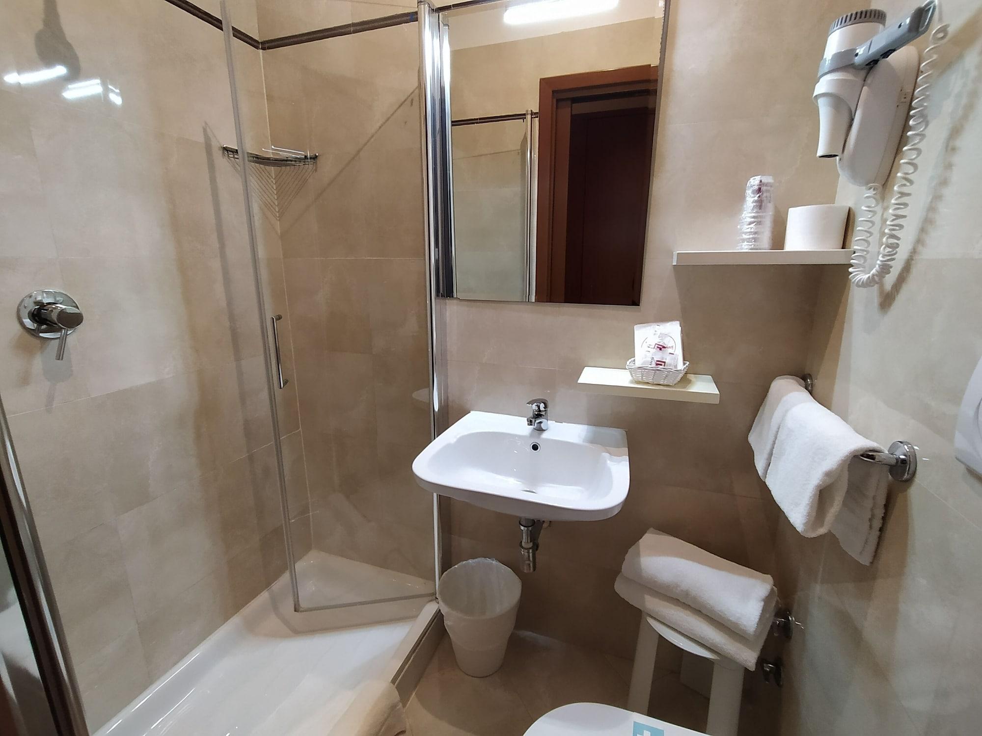 B&B Hotel Roma Italia Viminale 외부 사진