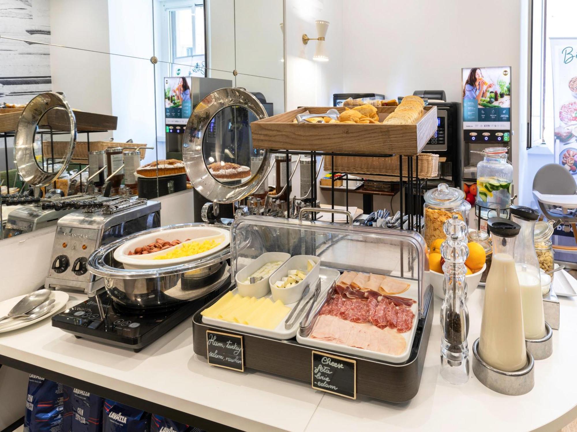 B&B Hotel Roma Italia Viminale 외부 사진